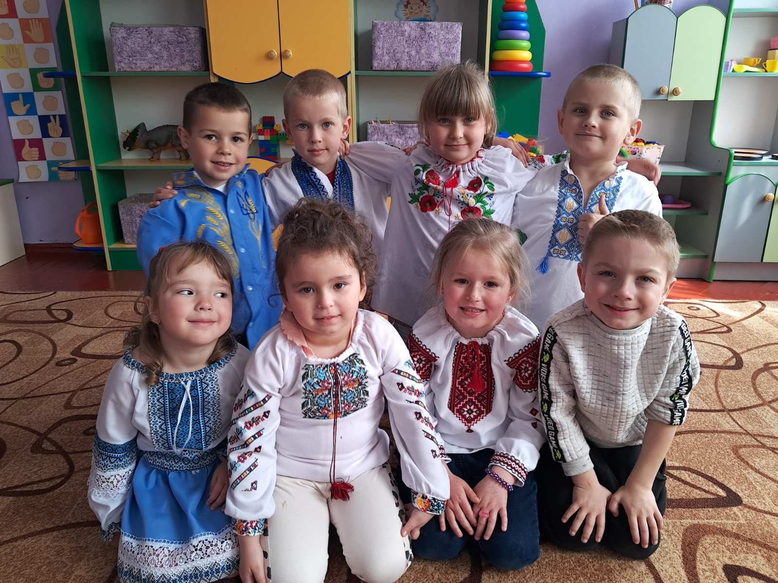 З ДНЕМ ВИШИВАНКИ З ДНЕМ ВИШИВАНКИ