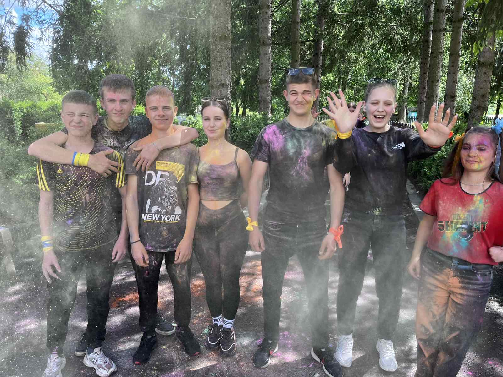 Холі Фест у ЗЗСО — вибух фарб, емоцій і щастя!